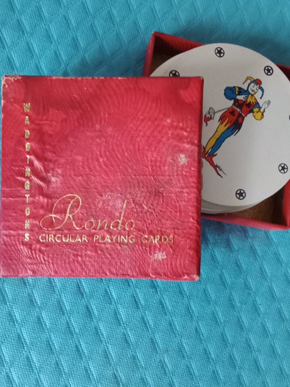 Rondo Circular Playing Cards - Picture 3 of 6